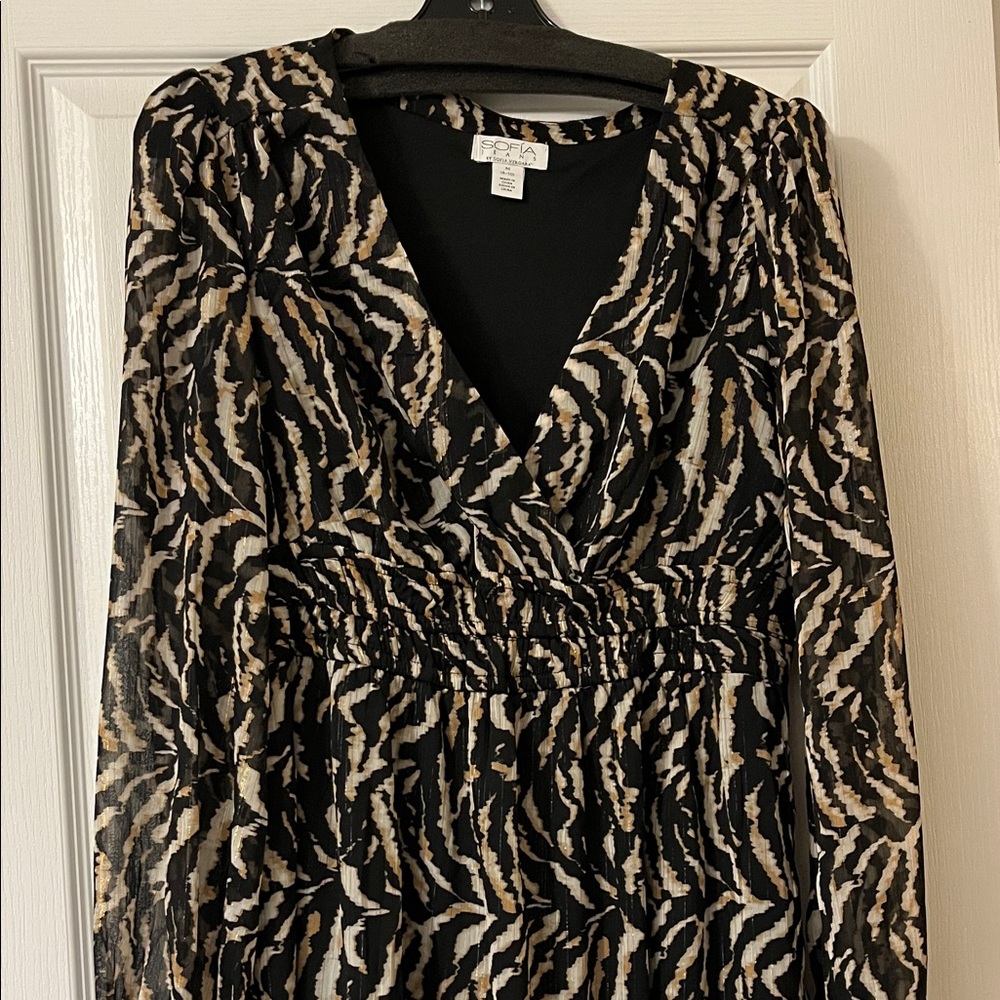 Sofia Vergara Black and Tan Animal Print Maxi Dress